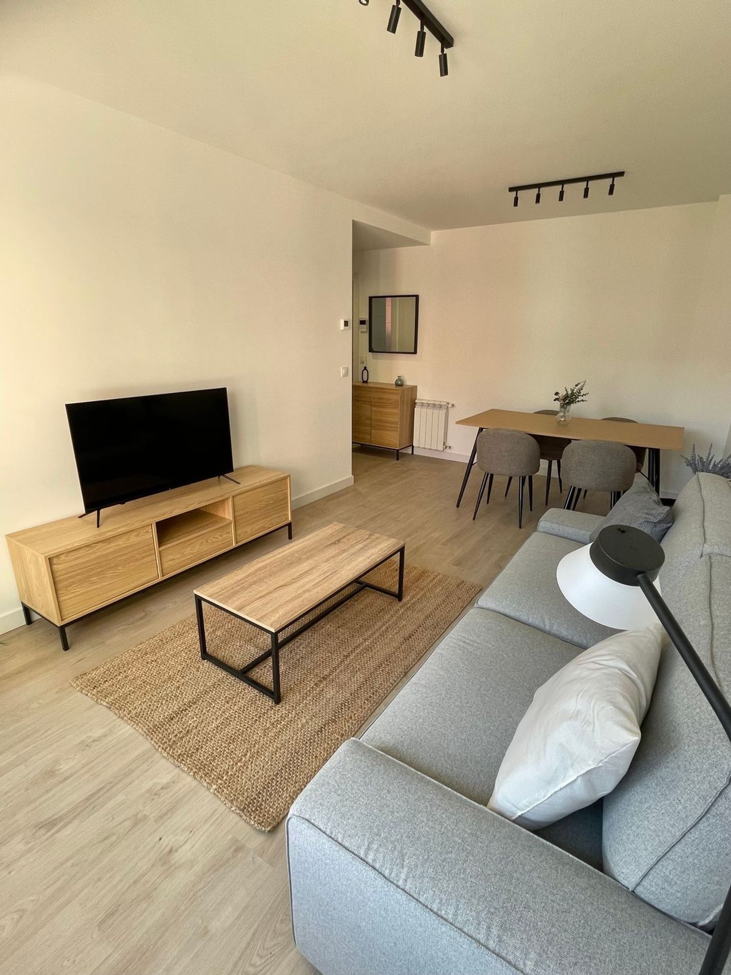 Piso en calle 8 de Marzo, 8 - Foto 1