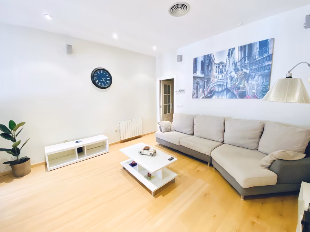 Piso en  Carrer Poeta Carmelo Calvo 6 - Foto 2