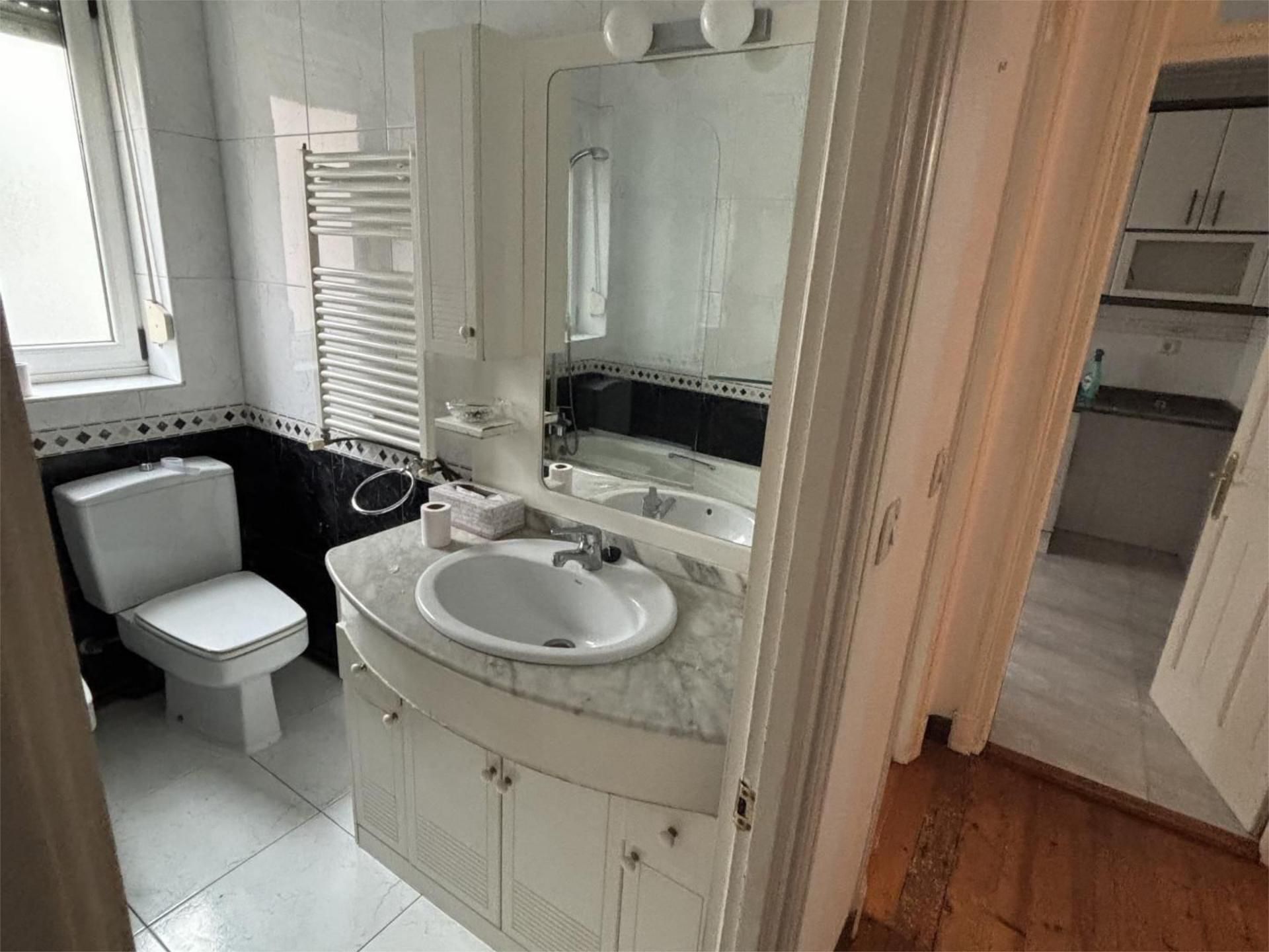 Piso en  Calle Antonio Mendoza 12 - Foto 12