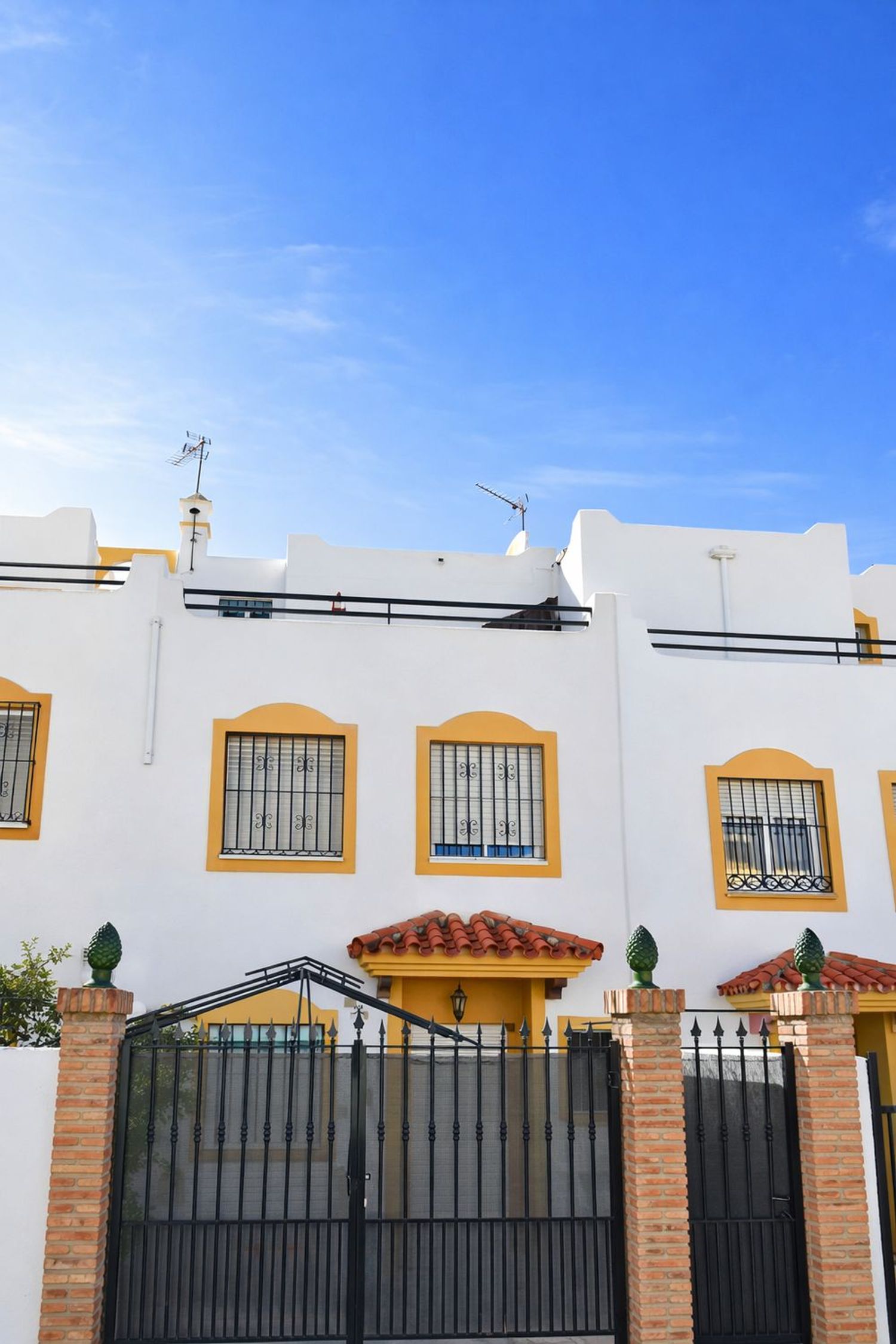 Chalet adosado en Urbanizacion Bello Horizonte, 4 - Foto 1