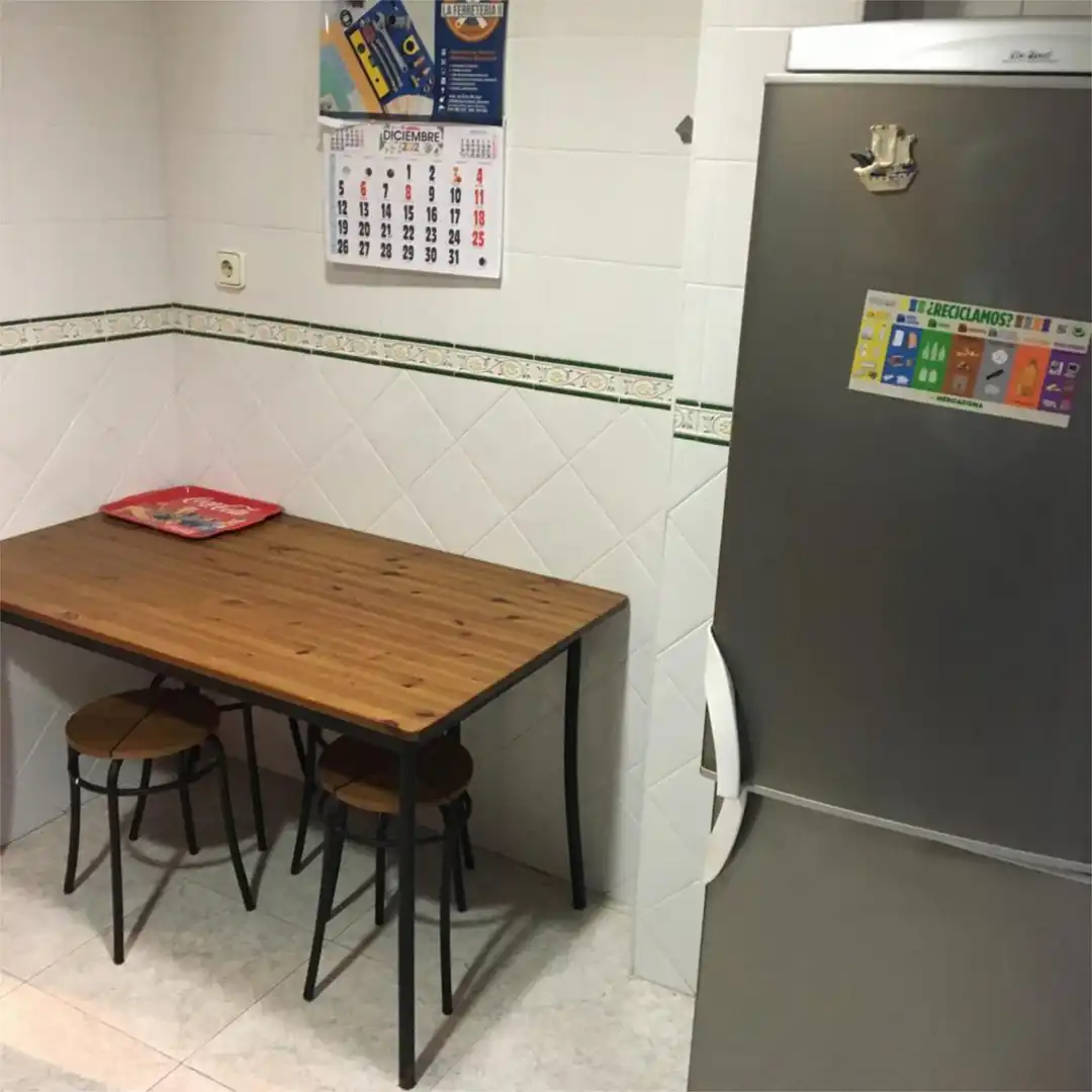 Piso en  Calle de Monóvar 1 - Foto 5