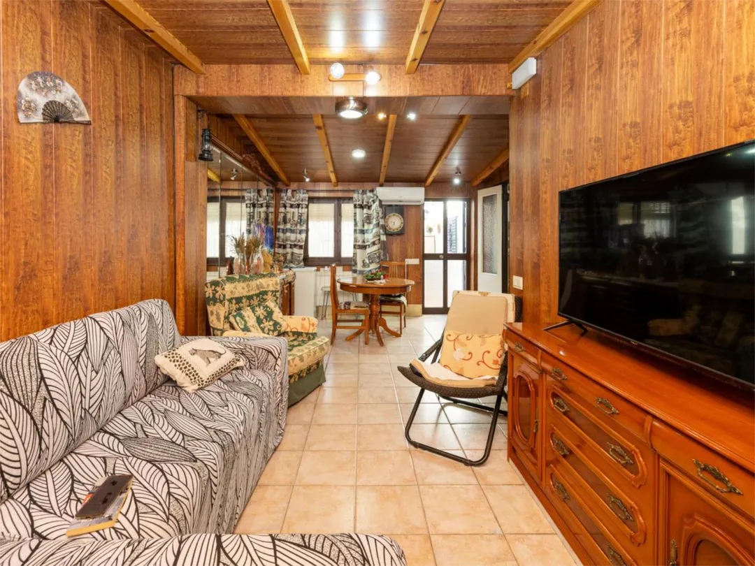 Casa adosada en  Calle Santa Herminia 37 - Foto 8