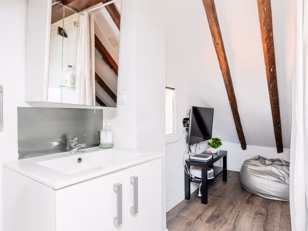 Piso en  Calle de Ilustración 3 - Foto 9