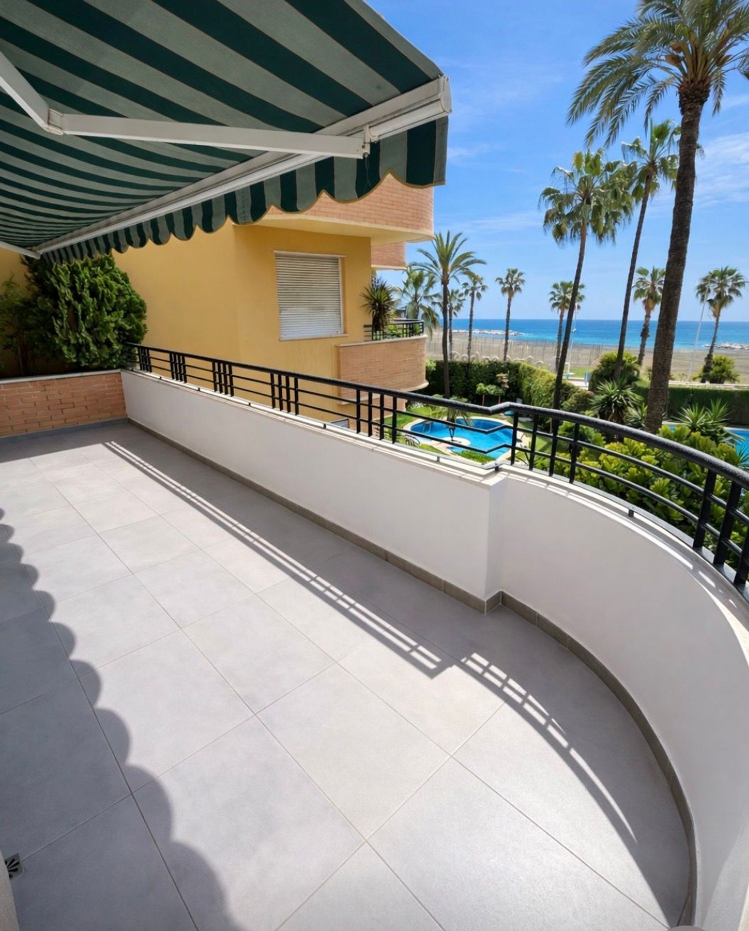 Piso en calle Bolivia, 159 - Foto 6