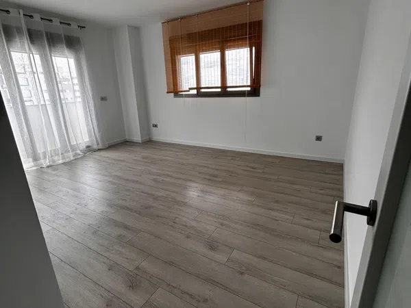 Piso en Avenida Manuel Clavero Arévalo, 1 - Foto 1