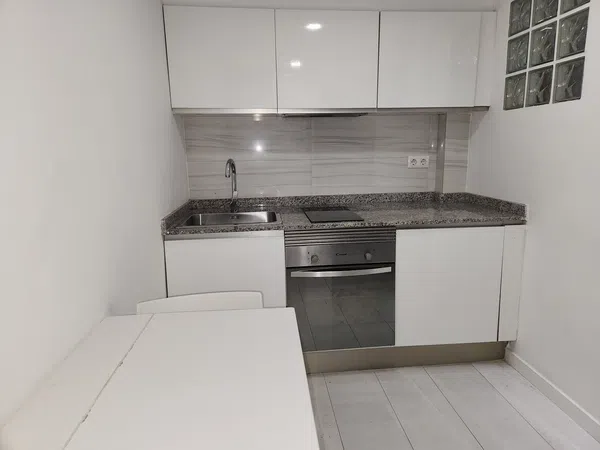 Estudio en calle dels Sants Just i Pastor, 49 - Foto 6