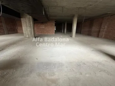 Local comercial en Badalona - Foto 5