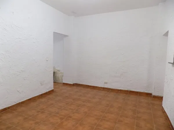 Casa independiente en Barrio Los Castillejos - La Trinidad