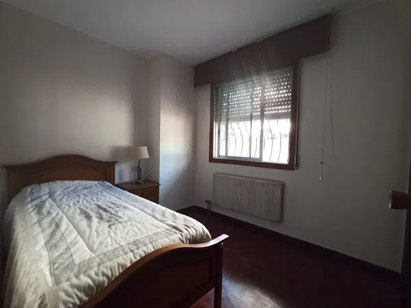 Piso en Calle de Julia Minguillón, 3, Centro - Areal - Foto 3