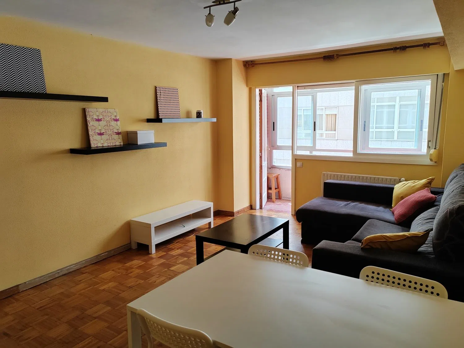 Piso en calle de Pi y Margall, 137 - Foto 3