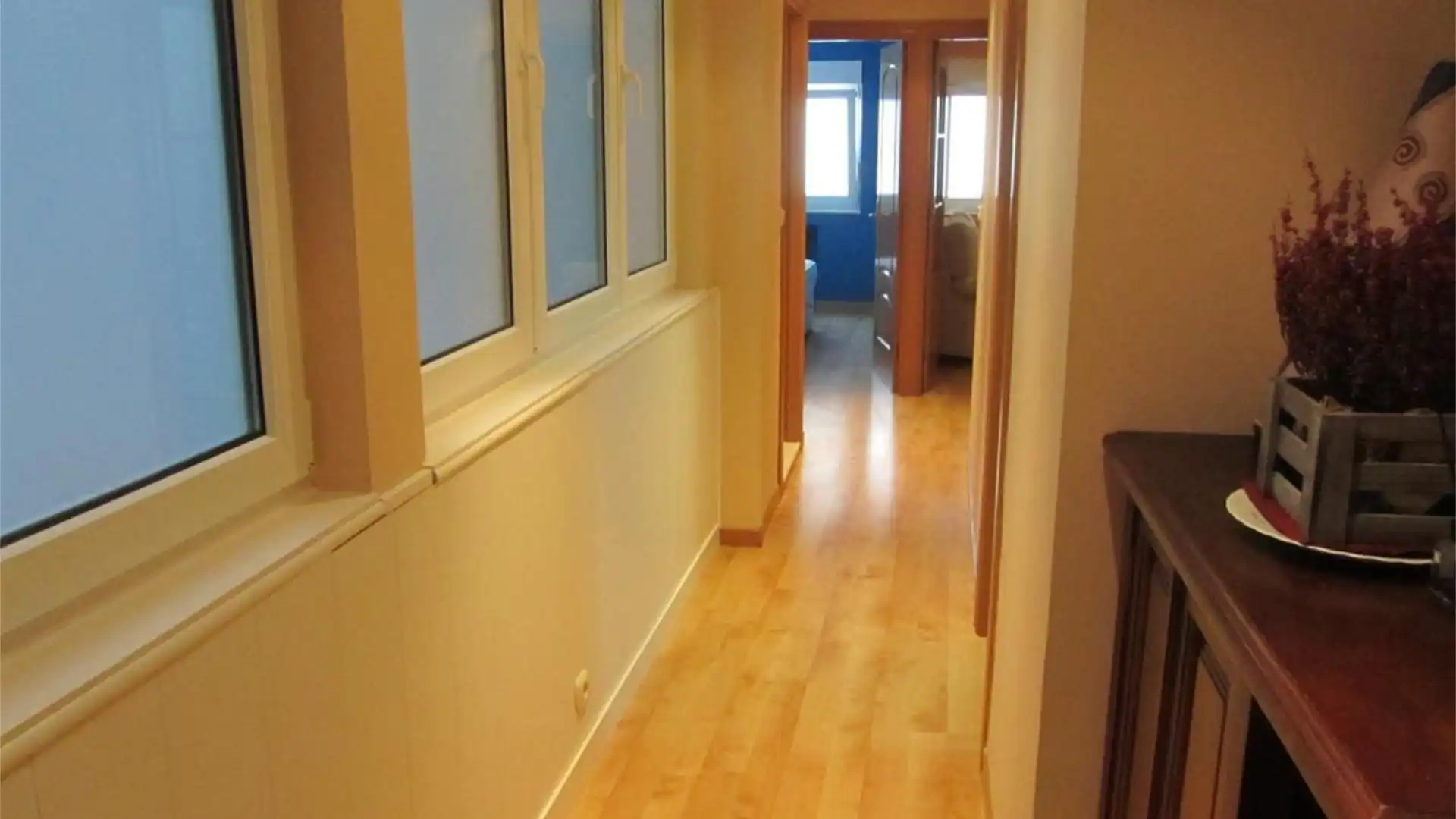 Piso en  Avenida Buenavista 8 - Foto 1