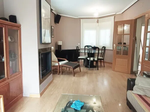 Chalet pareado en Zona Centro - Foto 3