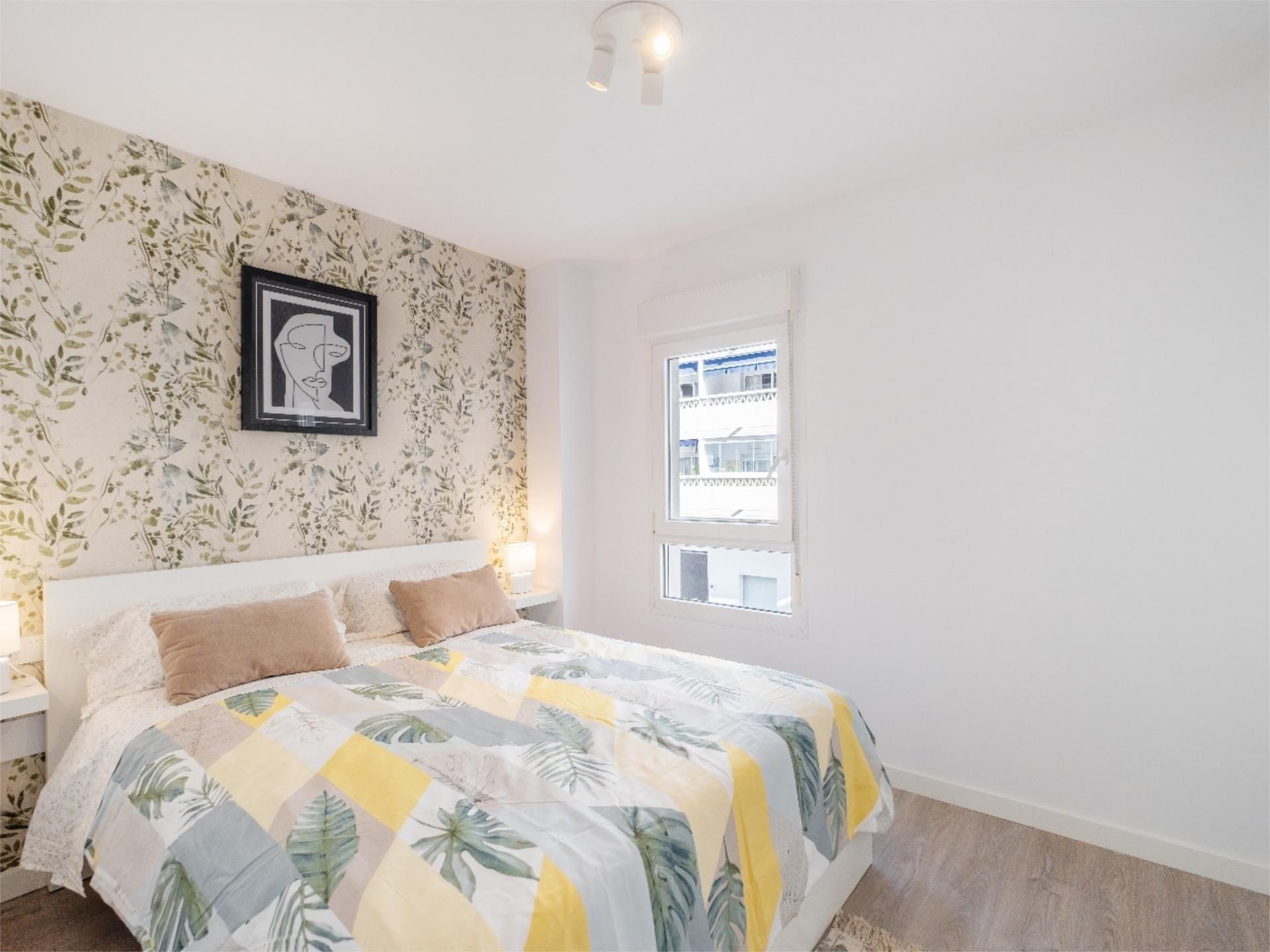 Apartamento en calle Calle Torrente Ballester 1 - Foto 2