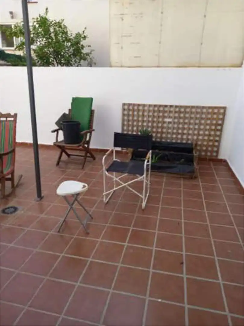 Piso en Zona de viales y cercano a metro - Foto 2