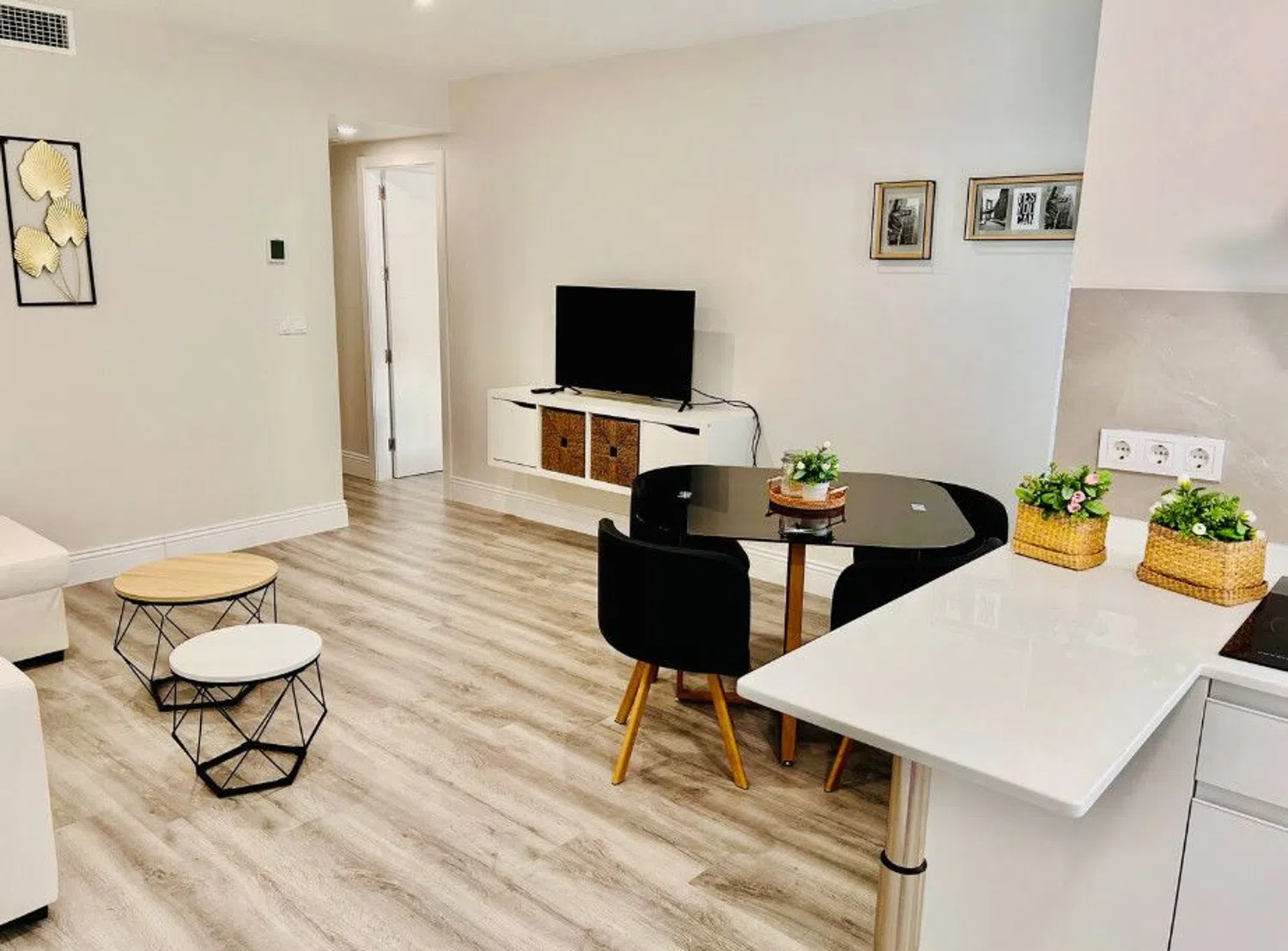 Estudio en plaza Salvador Ponce, 1 - Foto 1