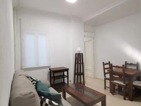 Piso en calle de Vallehermoso, 55