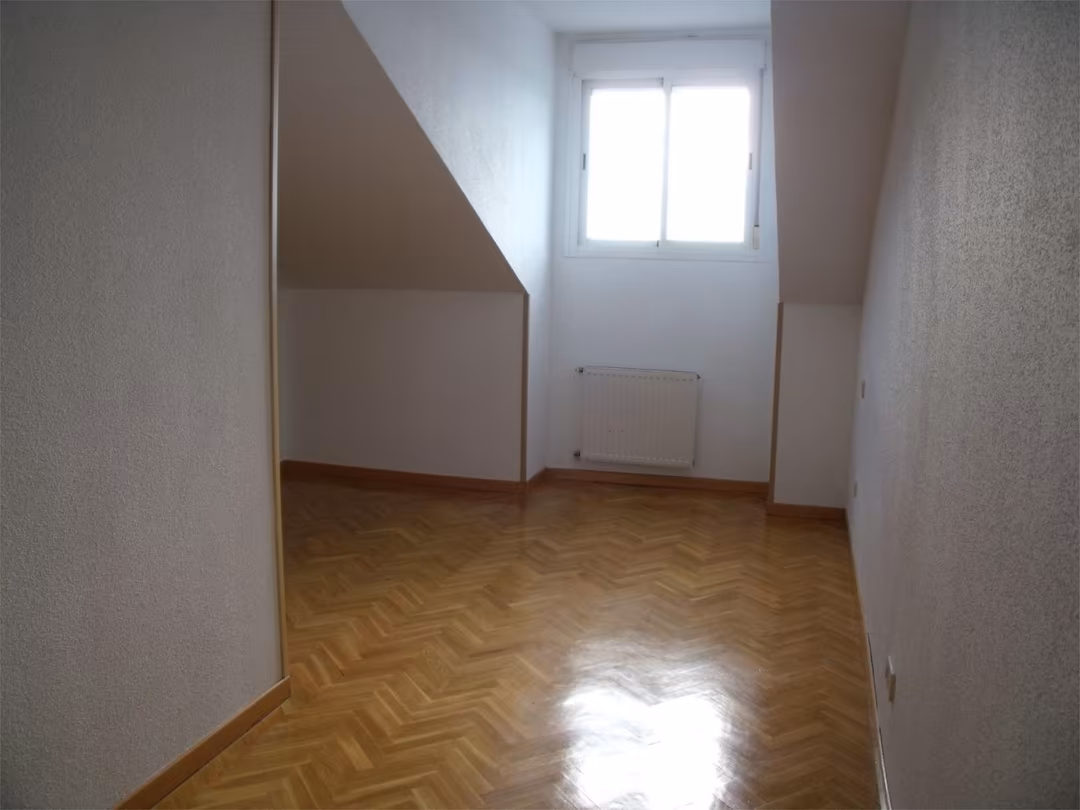 Piso en  Avenida de Honorio Lozano 53 - Foto 31