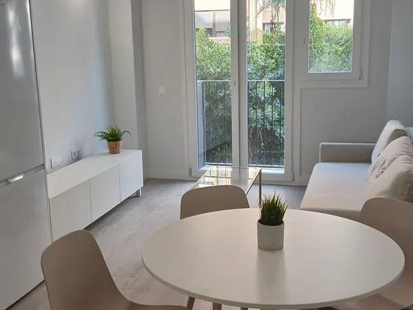 Piso en Barrio En Corts - Foto 1