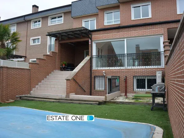 Chalet adosado en Mistral