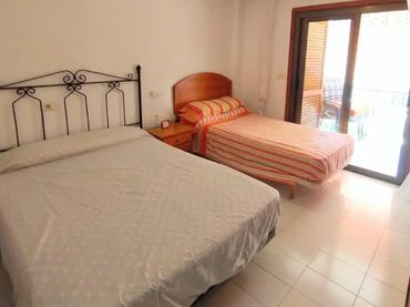 Casa adosada en  Avenida de Andalucía 14 - Foto 7