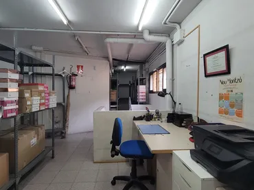 Local comercial en  Calle L'Hospitalet de Llobregat - Foto 14