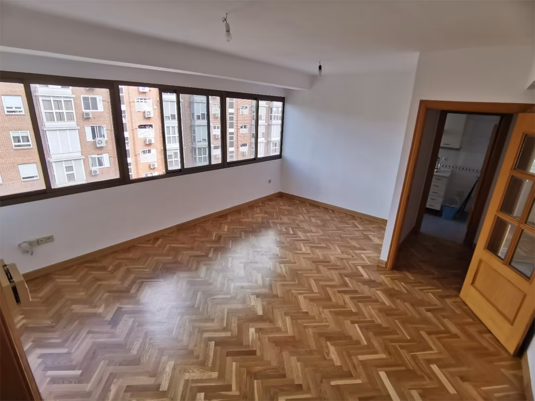 Piso en  Camino de Valderribas 93