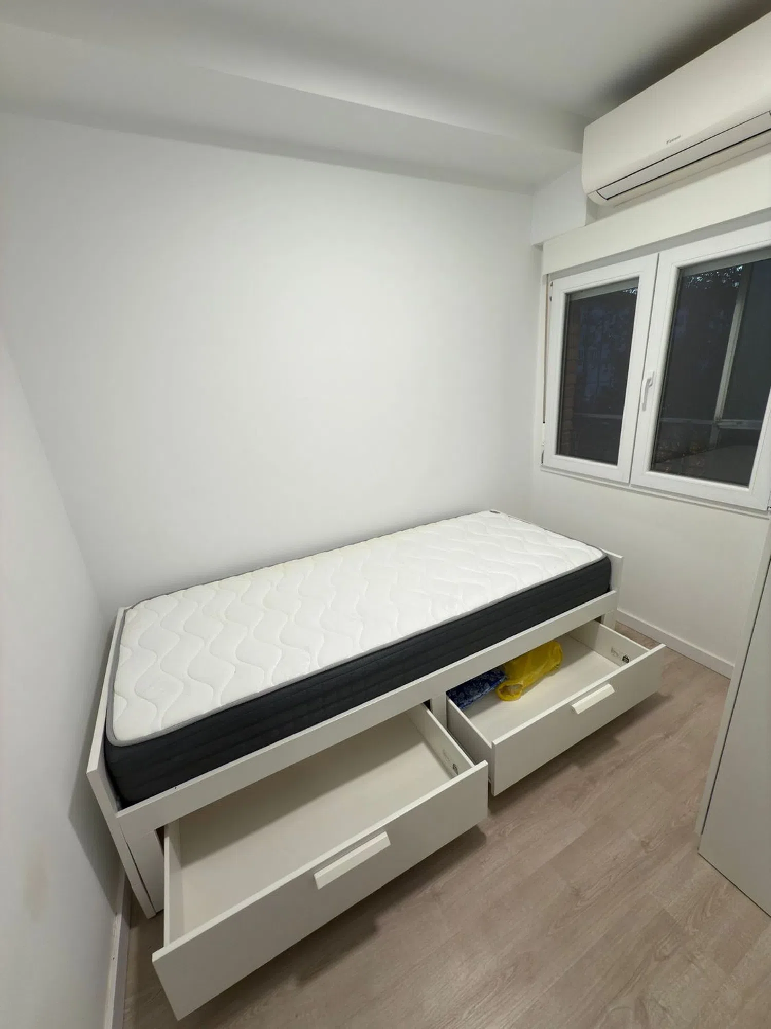 Estudio en calle del Lago Constanza, 63 - Foto 2