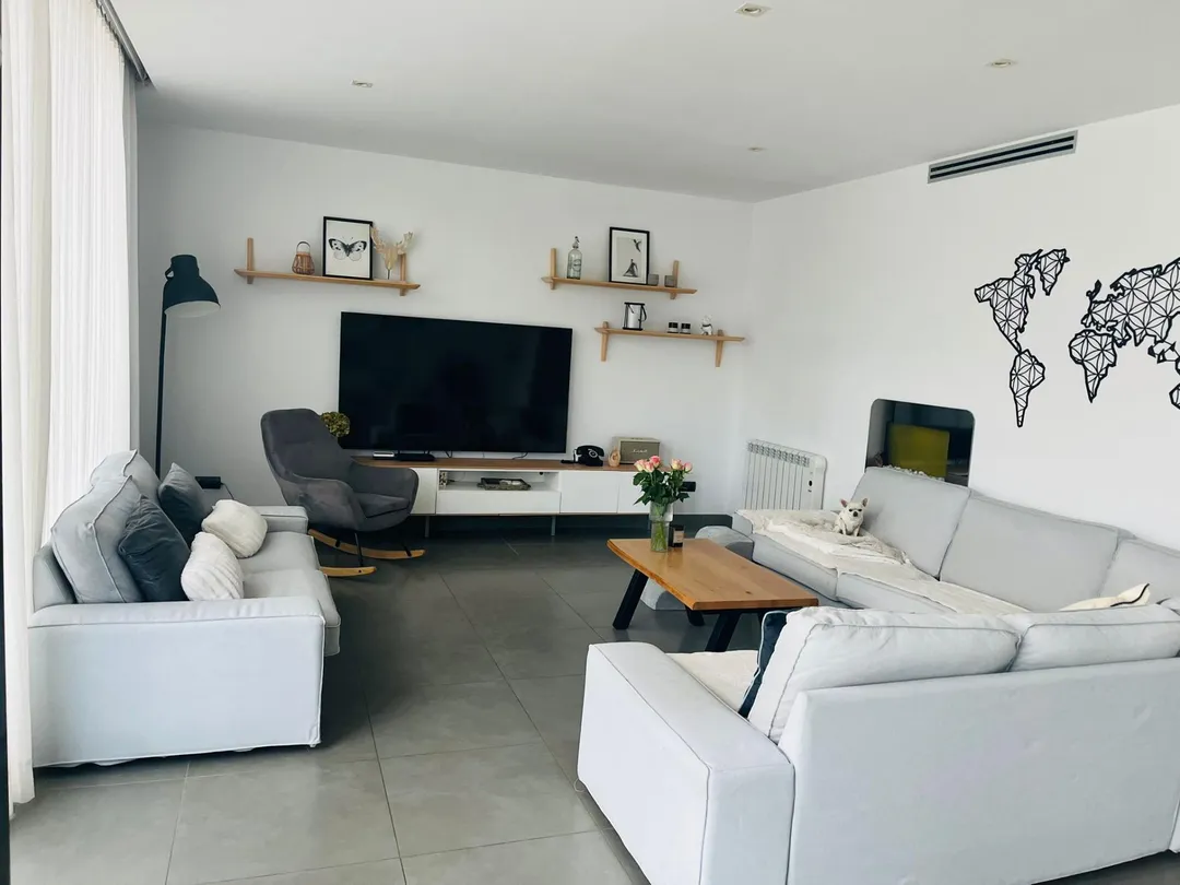 Chalet en  Carrer de la Camamilla 18 - Foto 4