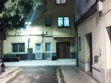 Chalet en  Carrer de la Verge de Montserrat 1 - Foto 2