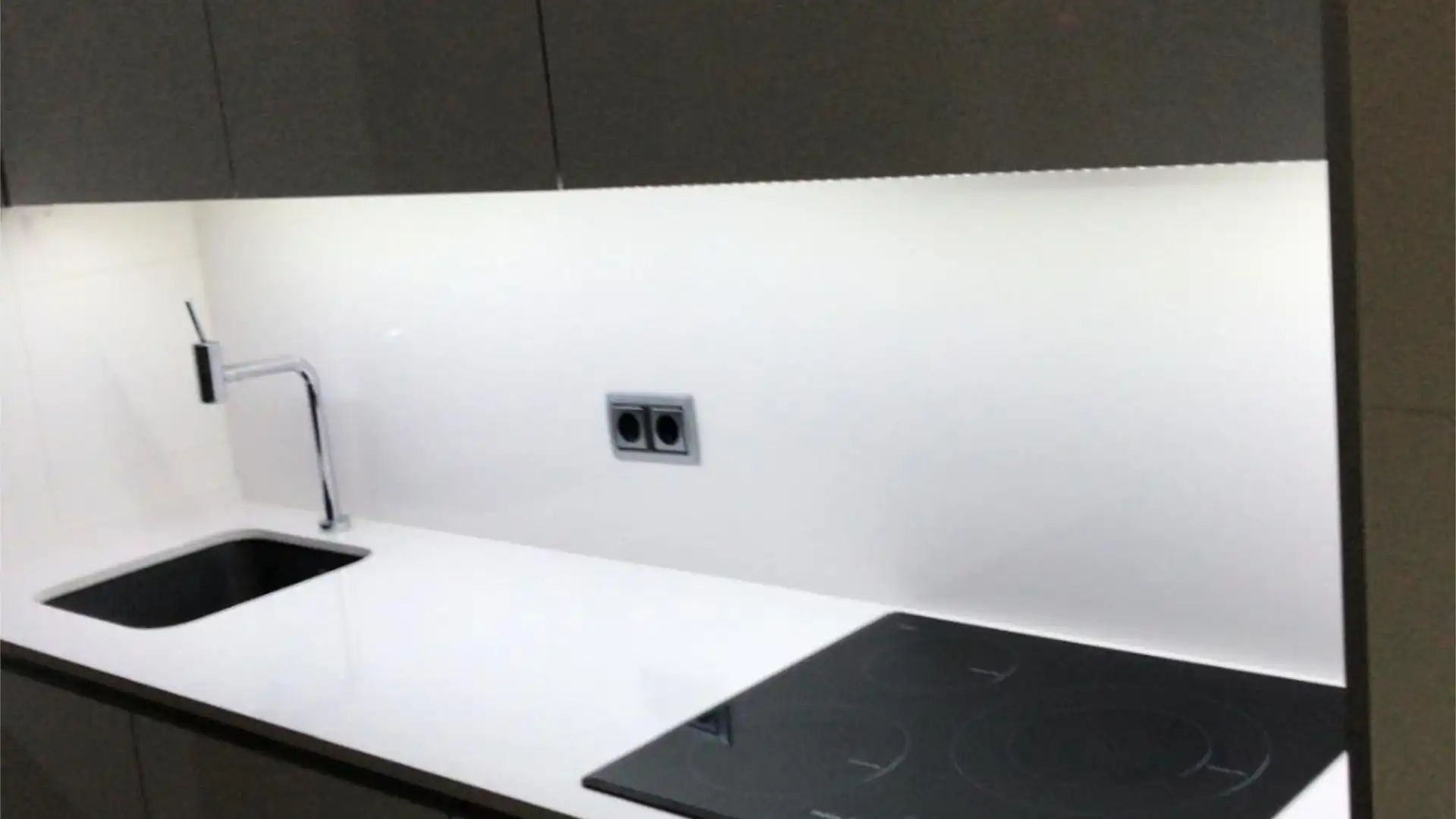 Piso en  Carrer de Josep Feliu i Codina 25 - Foto 19