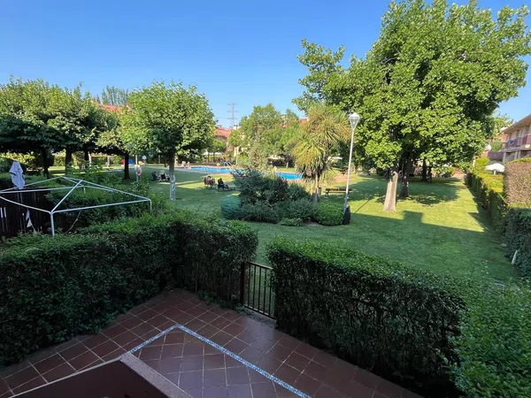 Chalet adosado en Lardero - Foto 1