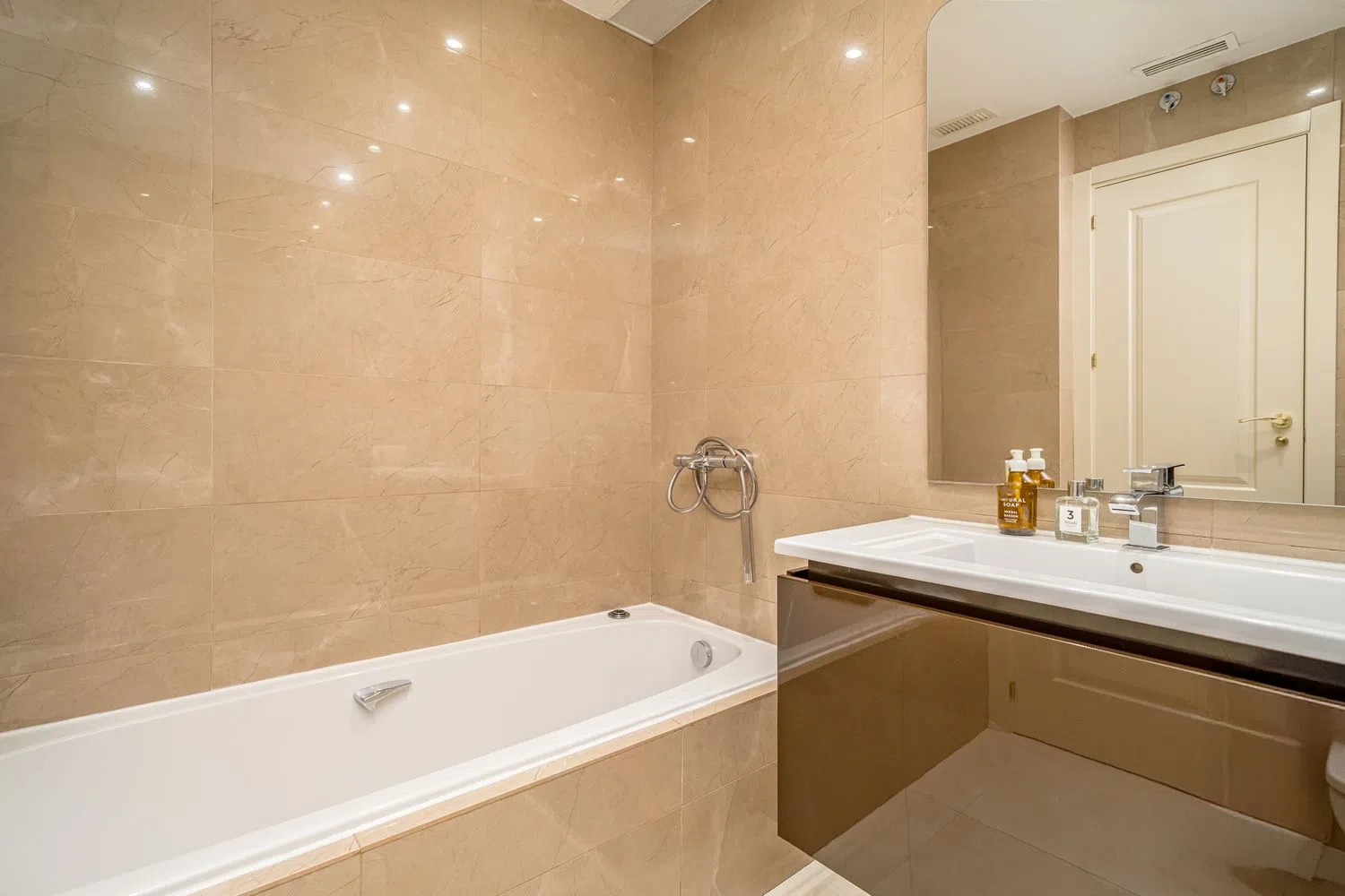 Piso en Urb. si Barrio Conde Orgaz-Piovera - Foto 18