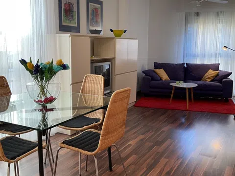 Piso en calle de Manuela Sancho, 29