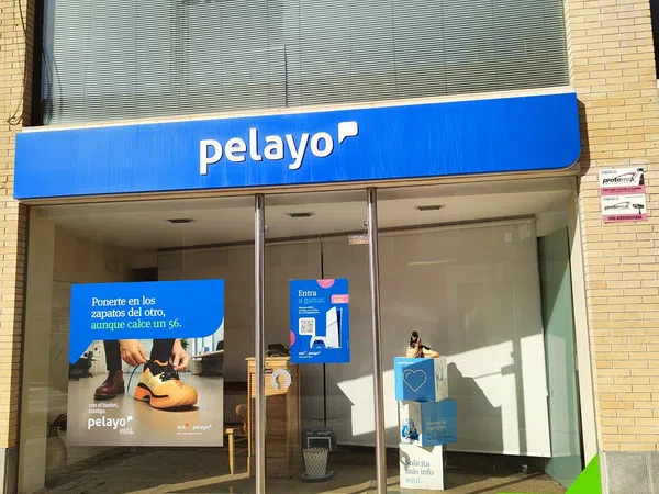 Local en Calle Víctor de la Serna, 1, Ciudad de Asís - Foto 4