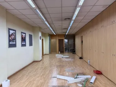 Local comercial en  Ronda de Zamenhof 137 - Foto 4