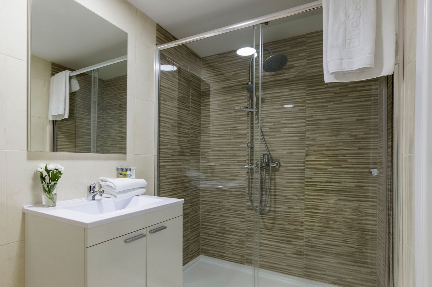 Estudio en calle Almagro, 10 - Foto 1