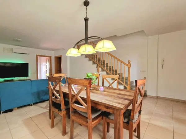 Chalet adosado en Palau-Solità i Plegamans - Foto 7