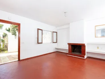 Casa adosada en  Calle Cristóbal Parra 1136 - Foto 5