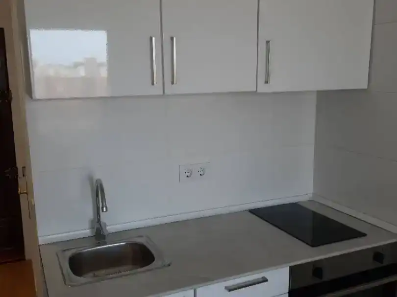 Estudio en  Carrer d'Antoni Mus 5 - Foto 4