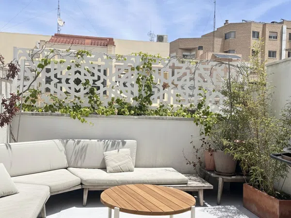 Ático en calle de José Moncasi, 7 -8 - Foto 1