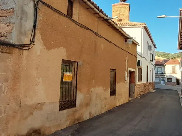 Casa de pueblo en Calle Ramón y Cajal, 2 - Foto 1