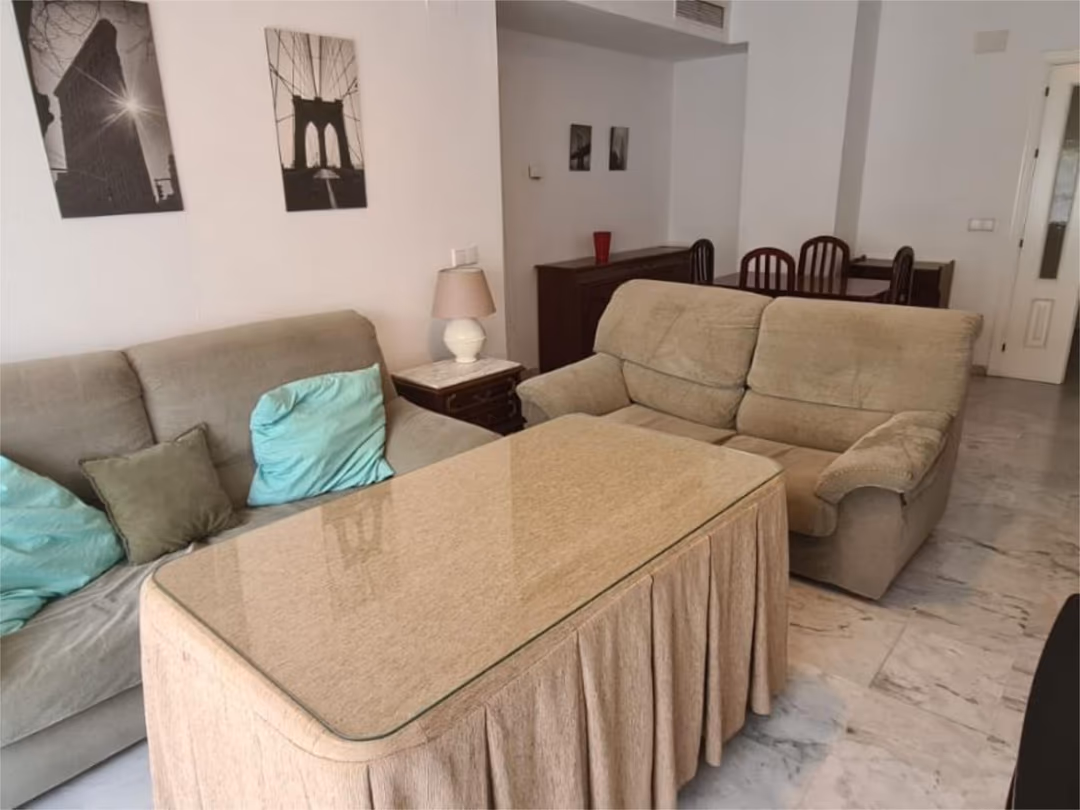 Piso en  Calle Cardenal Ilundain 24