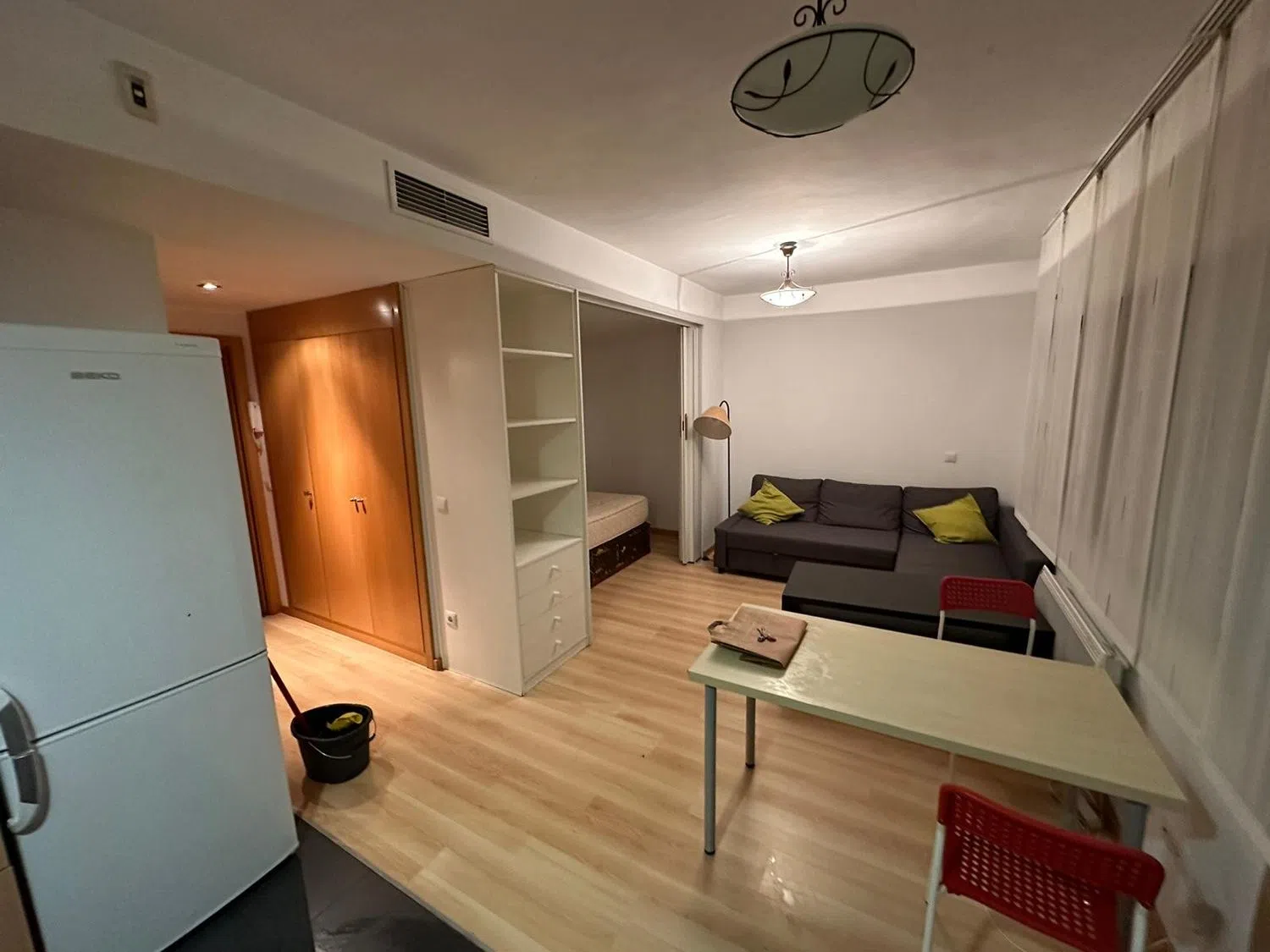 Estudio en avenida de España, 4 - Foto 1