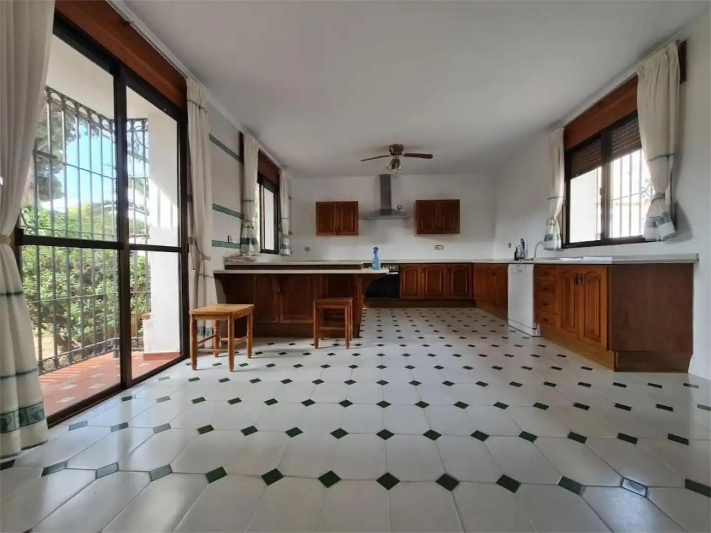 Piso en  Avenida de Álvaro Domecq 40 - Foto 4