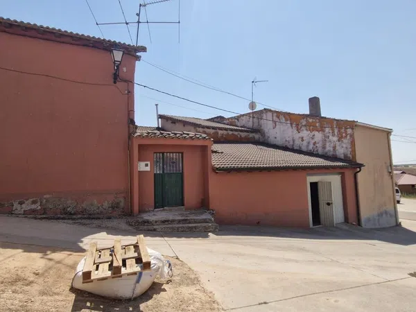 Casa de pueblo en Camino Fuente s/n - Foto 2