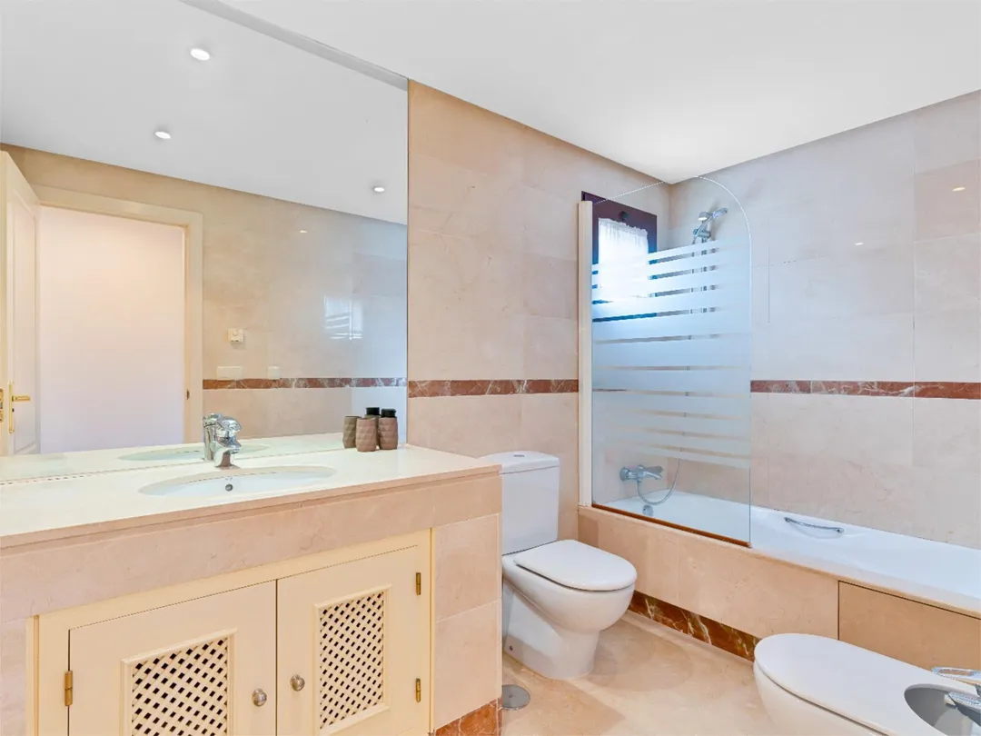 Piso en Marbella - Foto 13