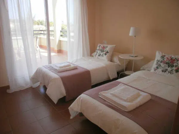 Chalet adosado en calle Marge, 1 - Foto 2