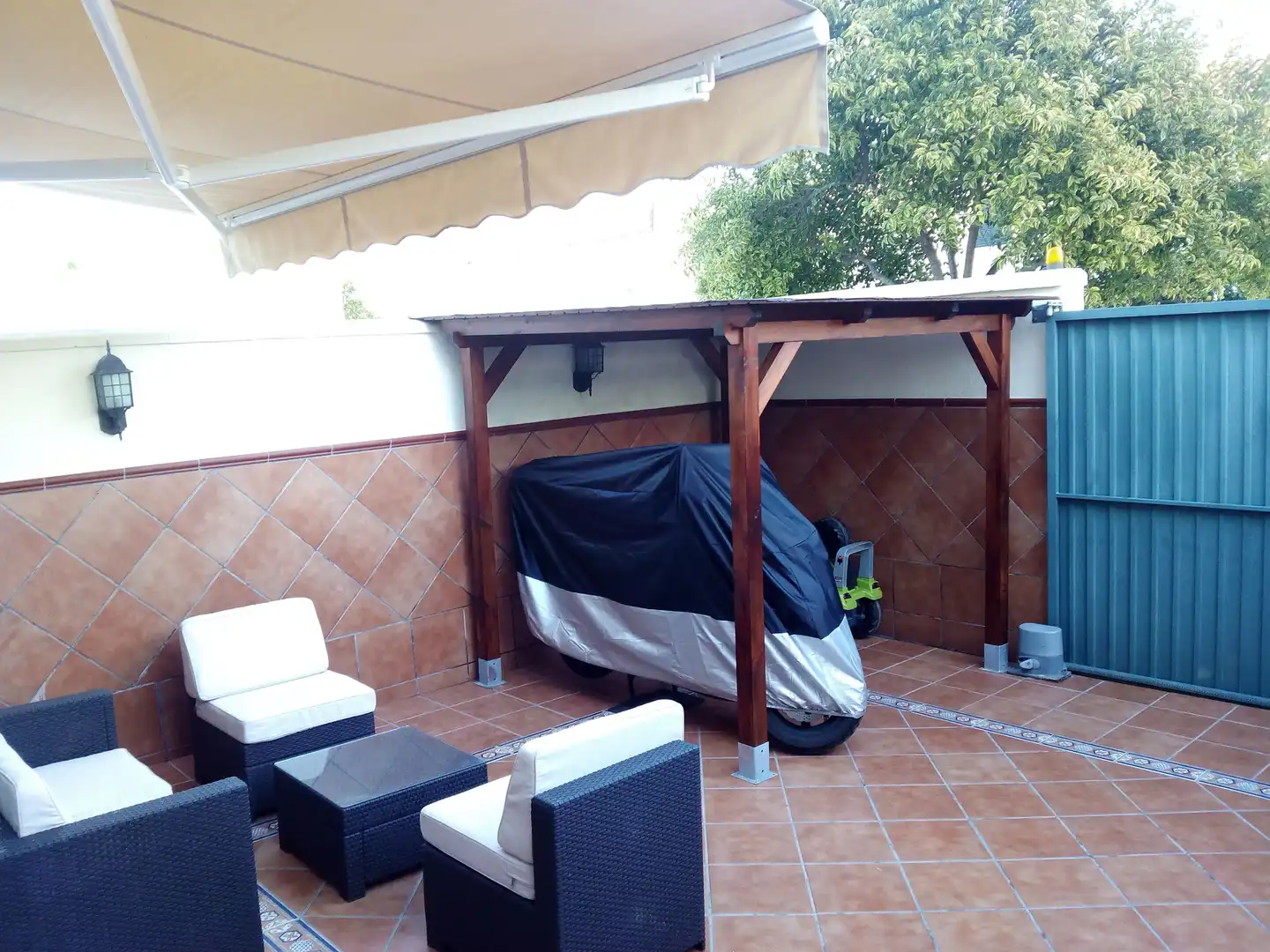 Casa adosada en  Calle José Luis López-Aranguren 477 - Foto 5