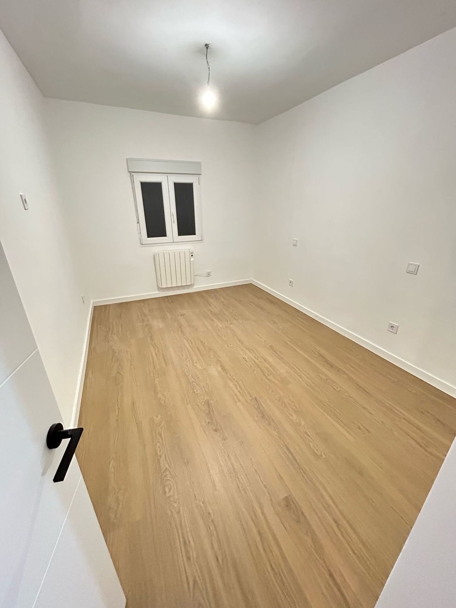 Piso en Reyes Católicos - Foto 6