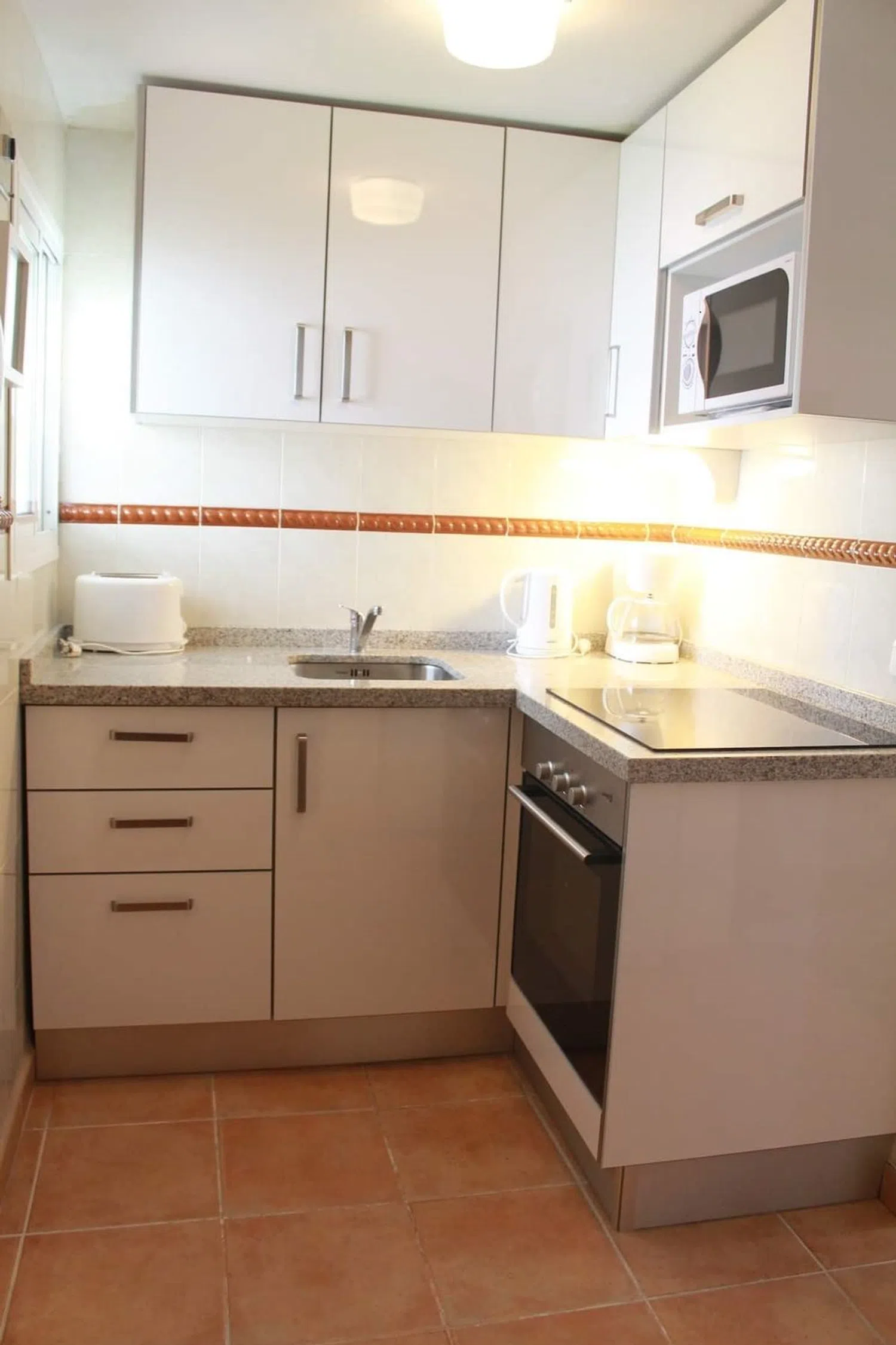 Piso en avenida Fontanilla, 12 - Foto 3